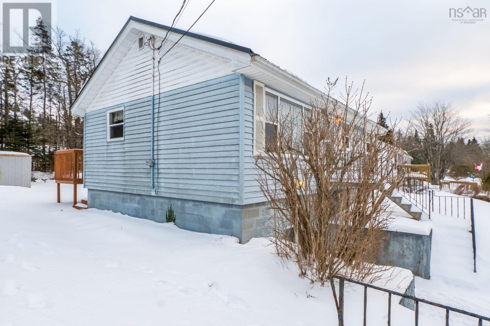 Property 23 of 27 of 2650 Prospect Road