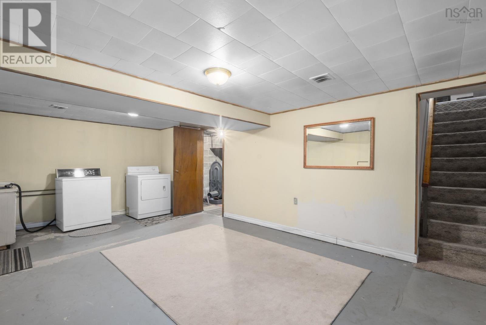 Property 17 of 27 of 2650 Prospect Road