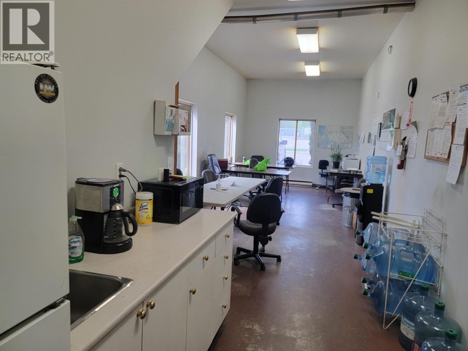 Photo 9 of 21 — 9588 MILWAUKEE WAY · Prince George, BC