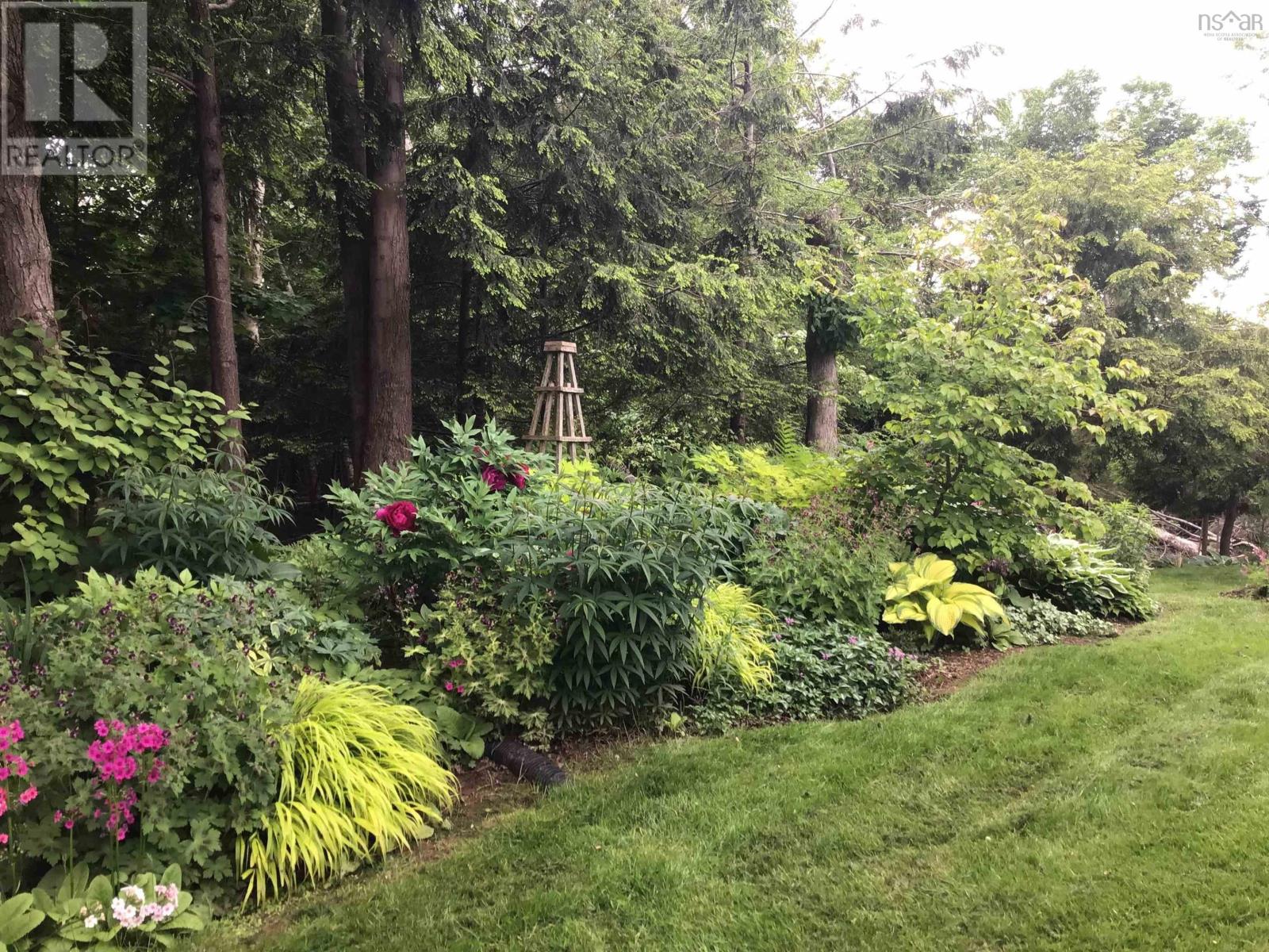 Property 39 of 42 of 40 Fundy Drive