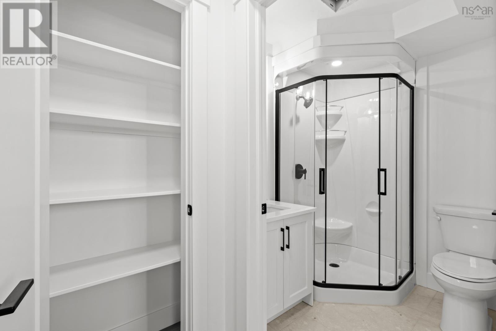 Property 26 of 28 of 11 Maverick Lane