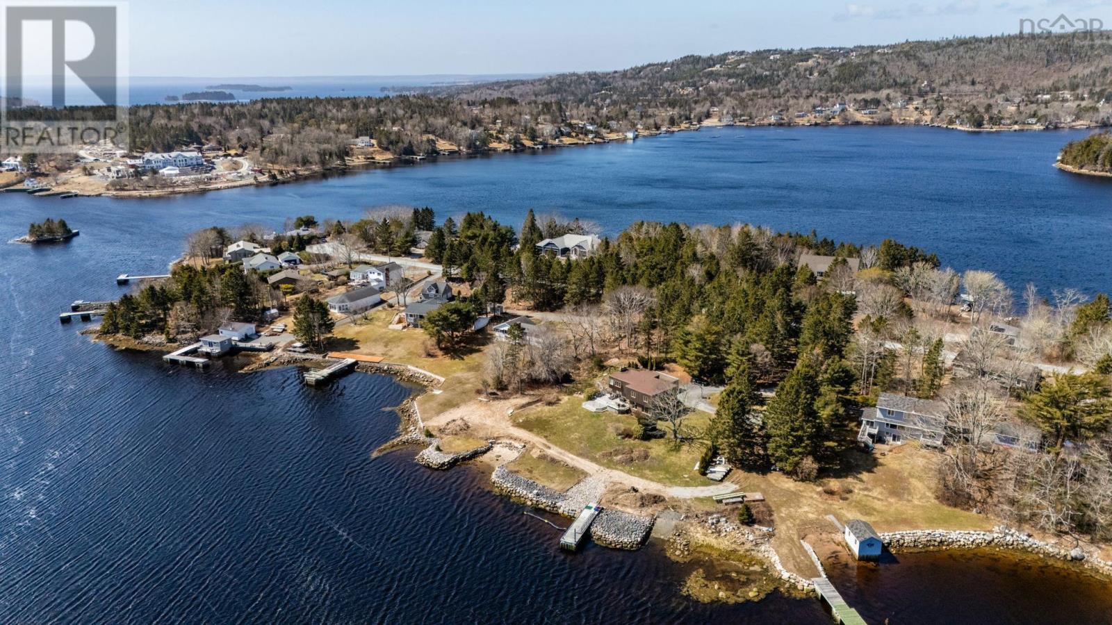 Property 47 of 47 of 350 Viewmount Drive