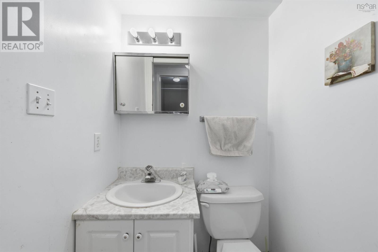 Property 15 of 36 of 23 Stratford Way