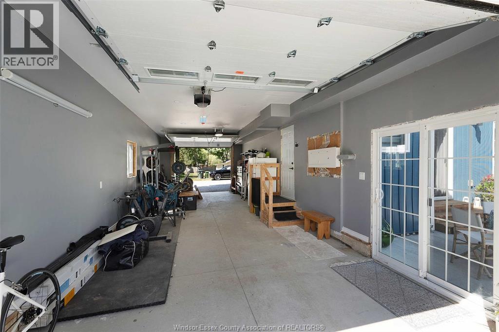 112 WASHINGTON COURT - 31