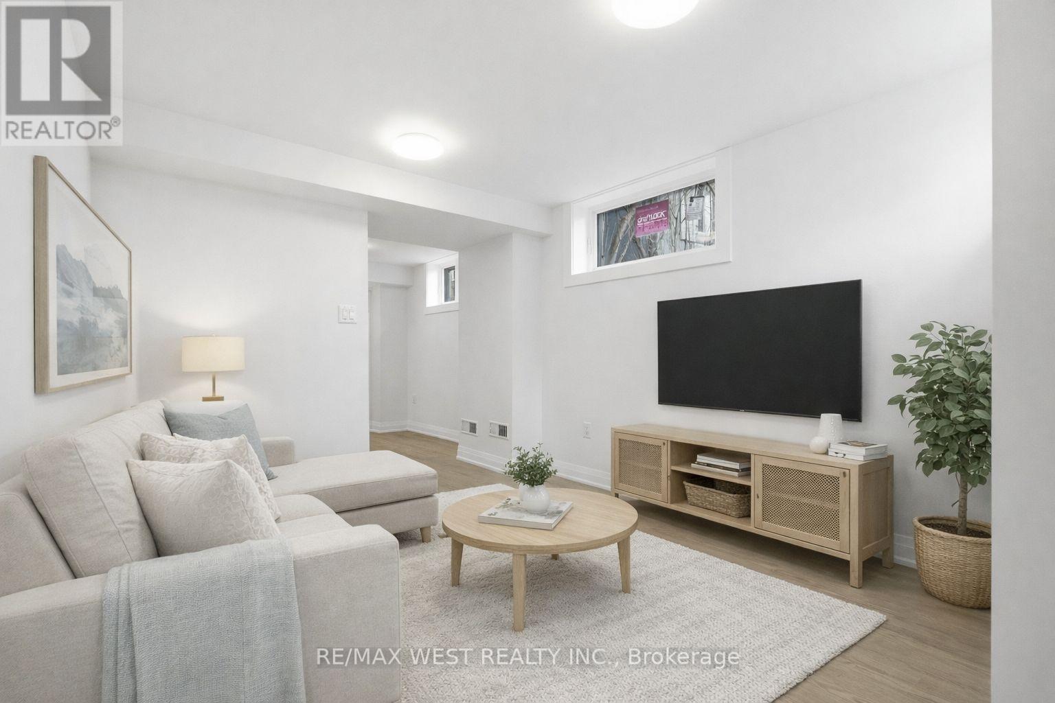 85 ALLANBROOKE DRIVE