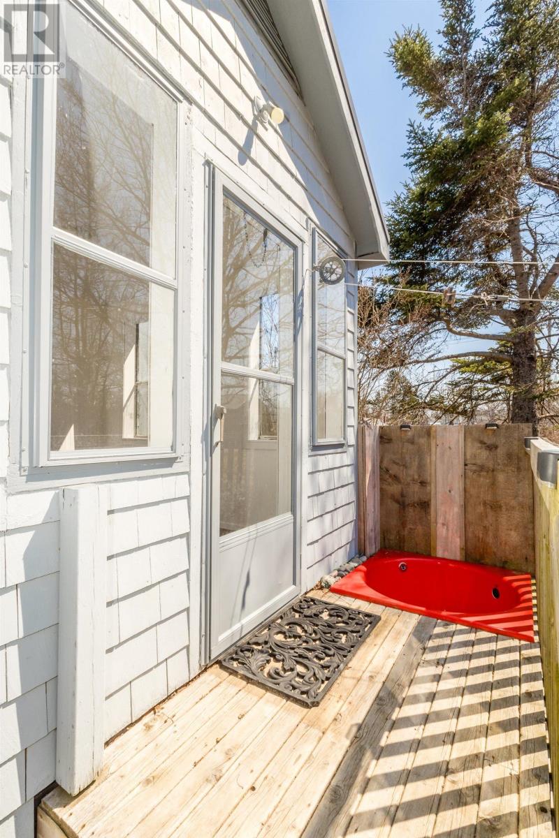 Property 31 of 47 of 14110 Highway 1