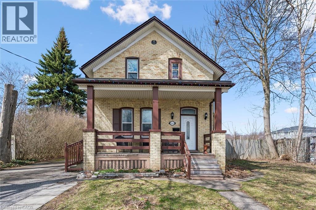156 WELLINGTON Street N - 1