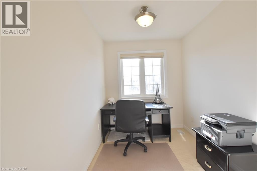 512 TERRINGTON CRESCENT - 44