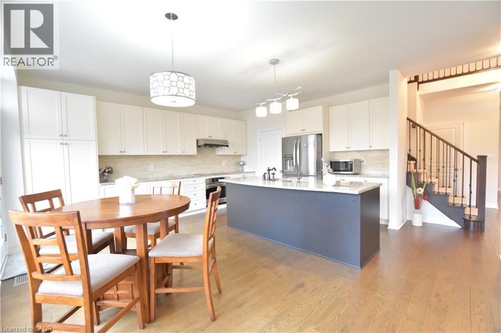 512 TERRINGTON CRESCENT - 18