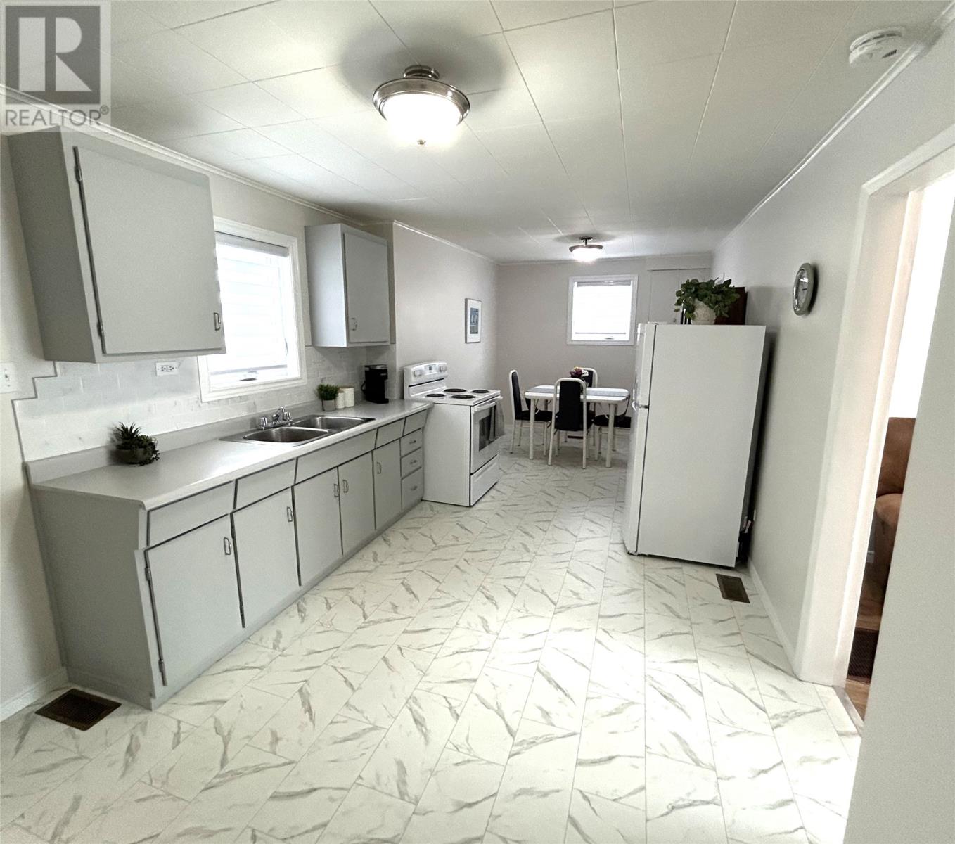 Main Floor Kitchen