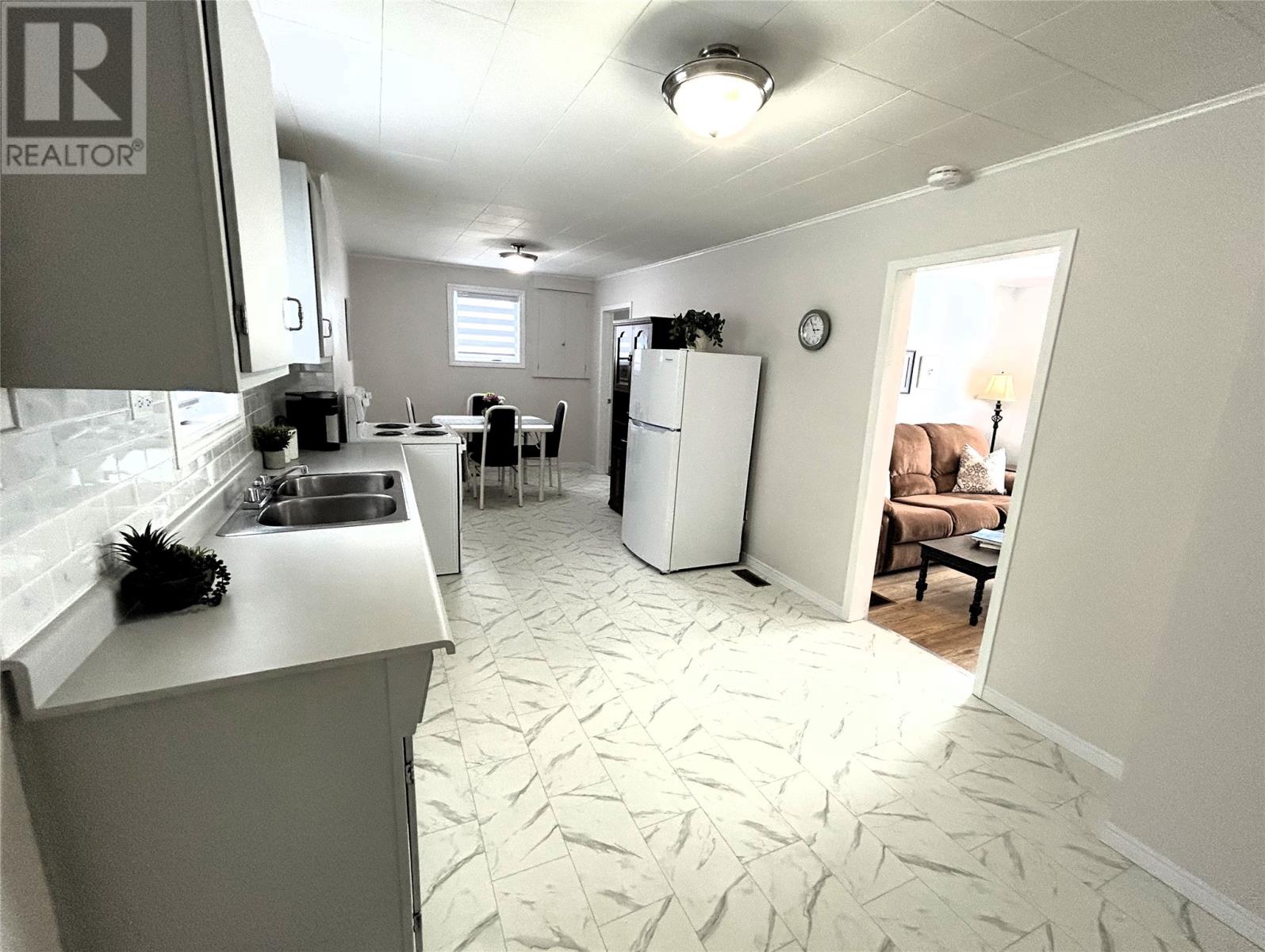 Main Floor Kitchen