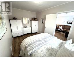 4 Hillview Avenue thumbnail 13
