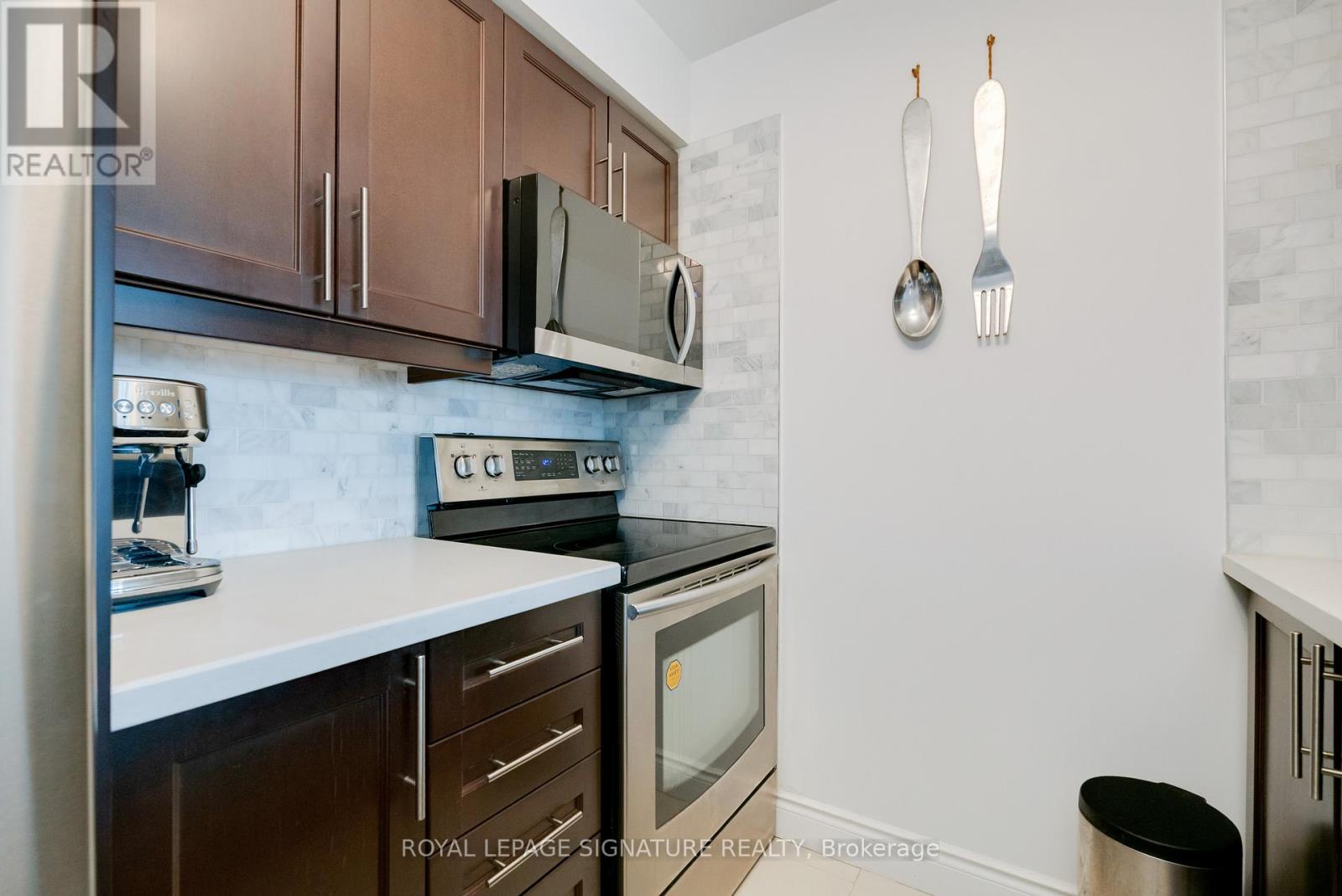 #2408 15 GREENVIEW AVENUE - 5