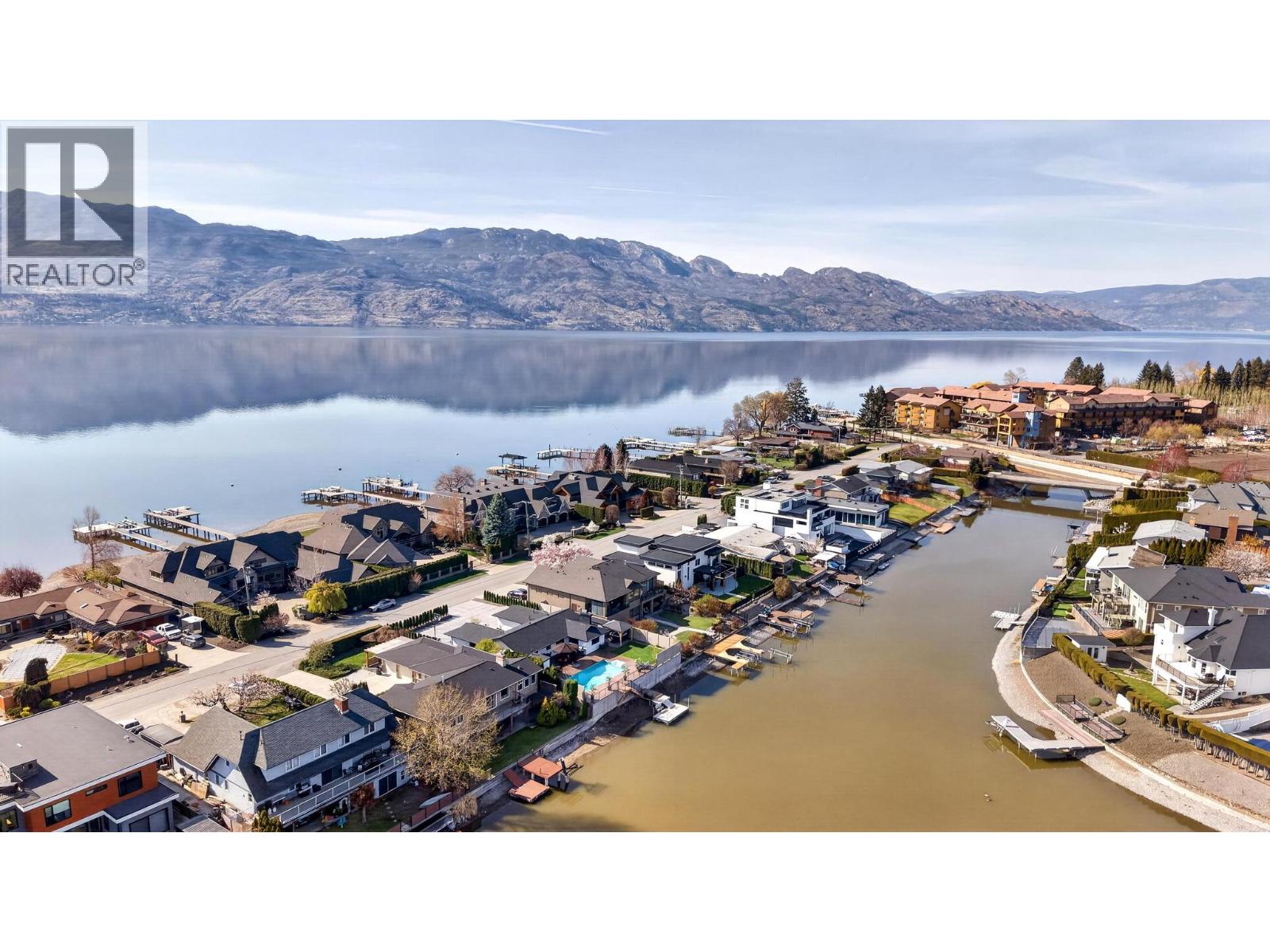  1674 Pritchard Drive, West Kelowna