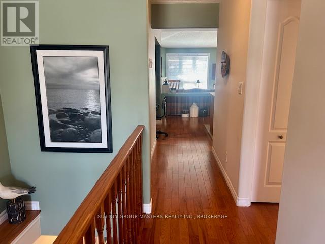 124 FARMSTEAD COURT - 11