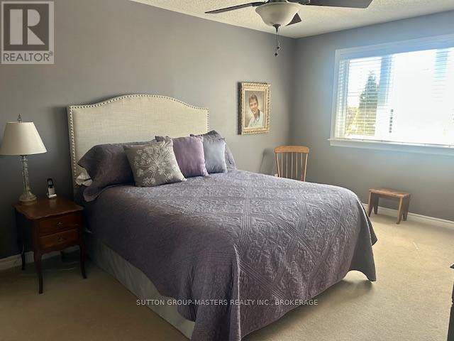 124 FARMSTEAD COURT - 12