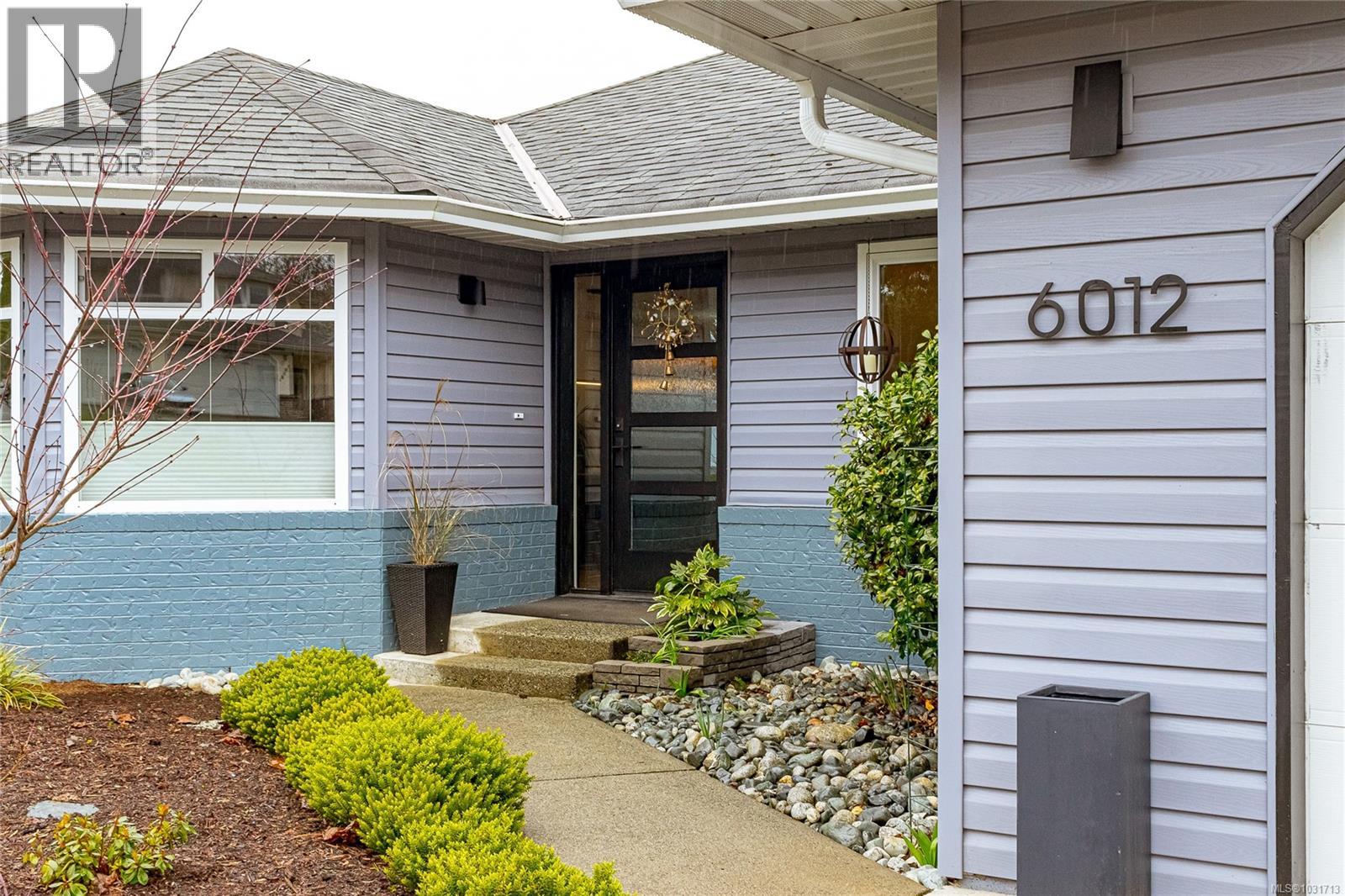 6012 Columbine Rd - 2