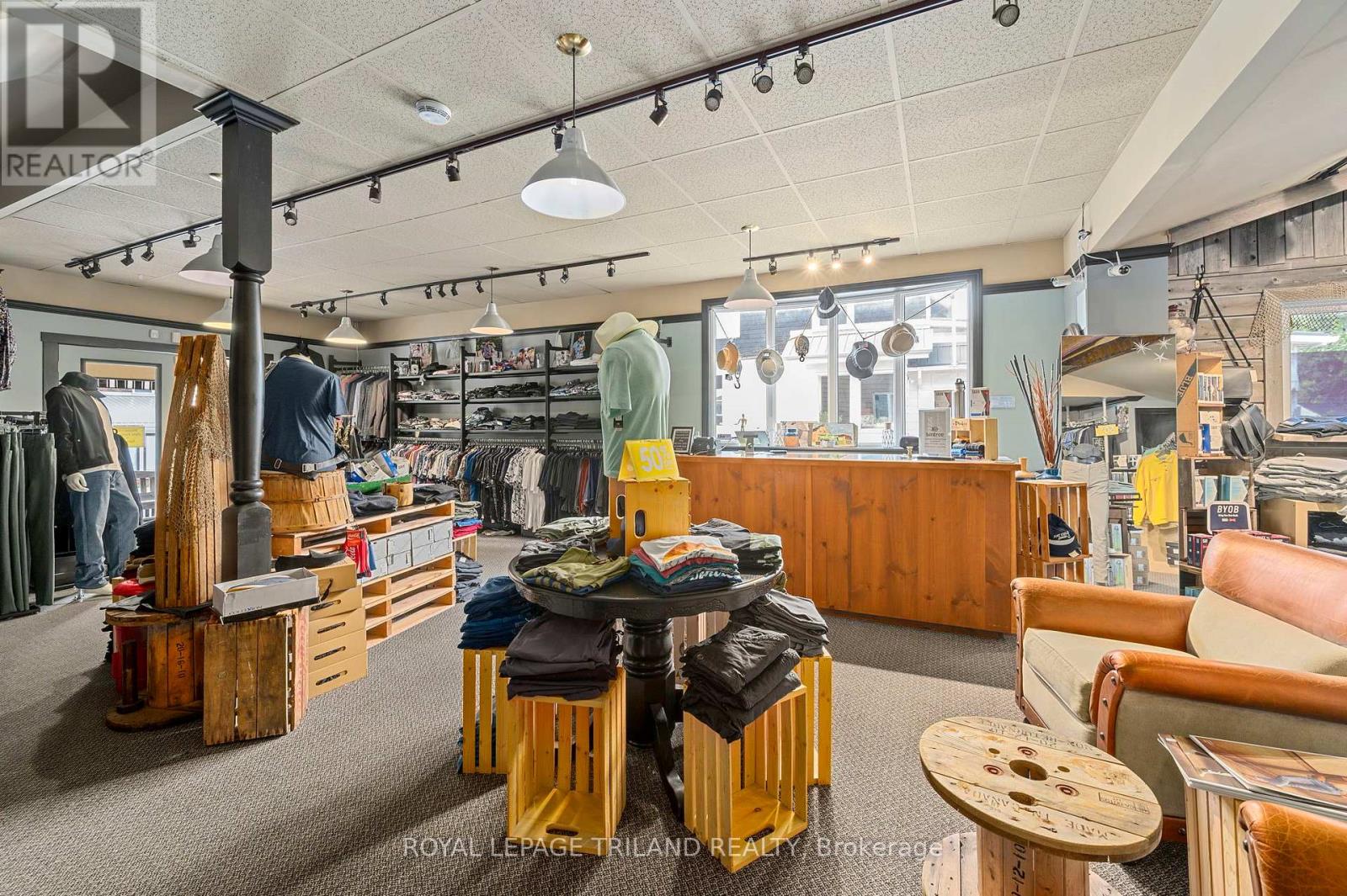 227 COLBORNE STREET — photo 28