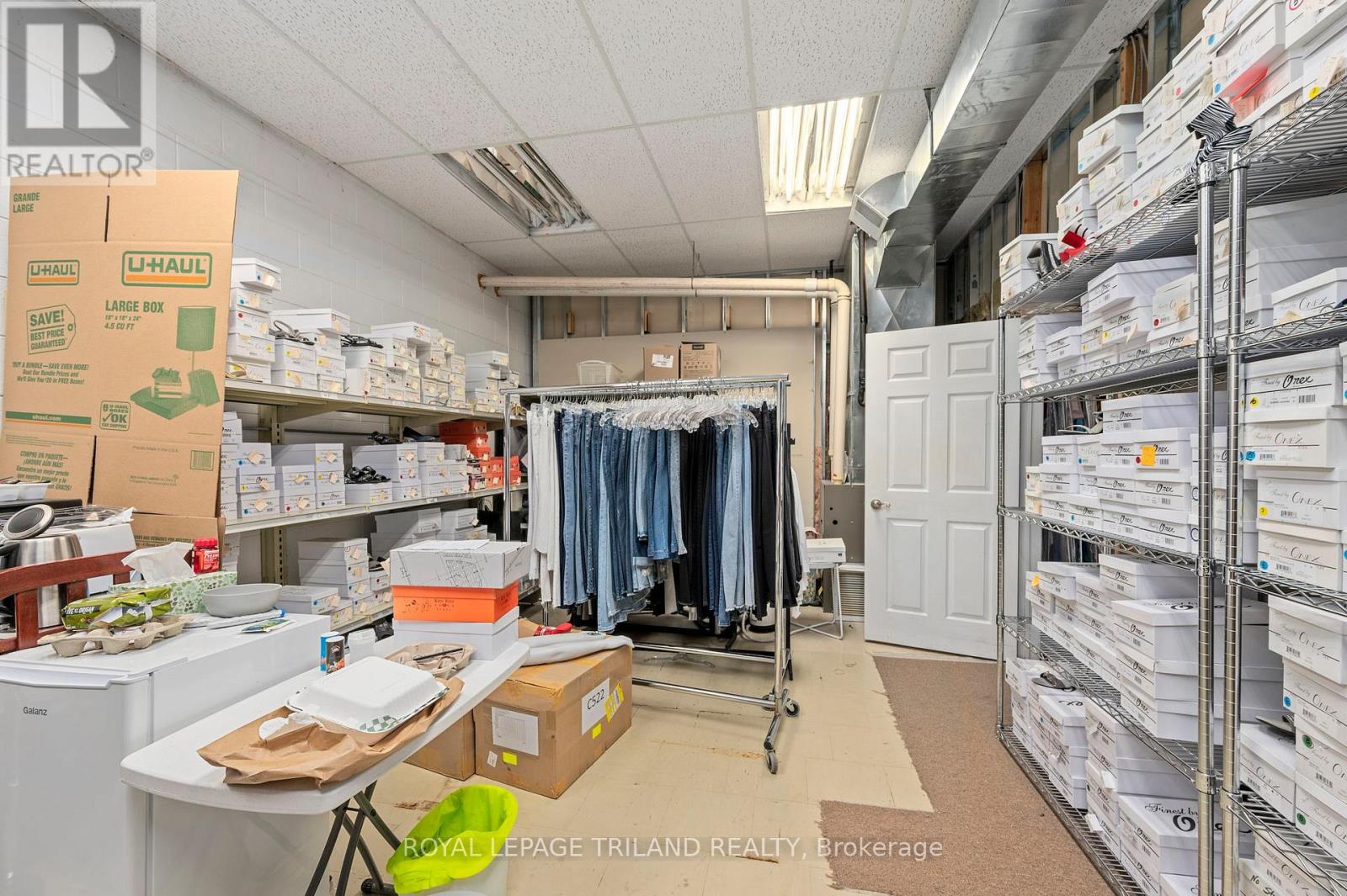 227 COLBORNE STREET — photo 38