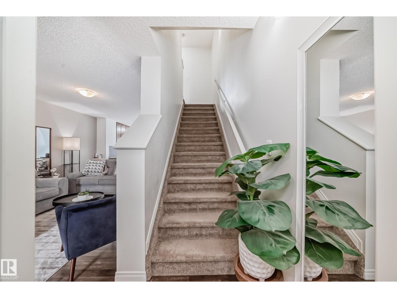 #81 3305 ORCHARDS LINK LI SW, Edmonton