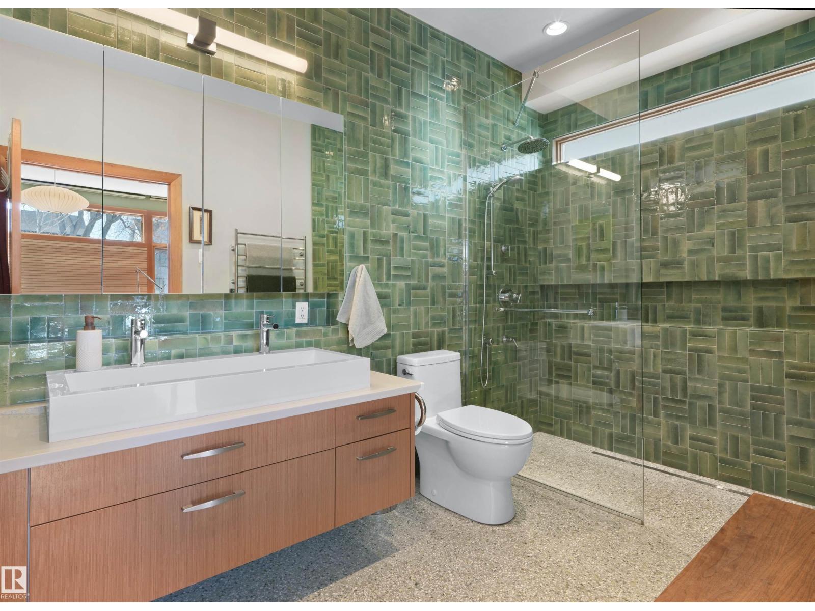 10506 137 ST NW, Edmonton