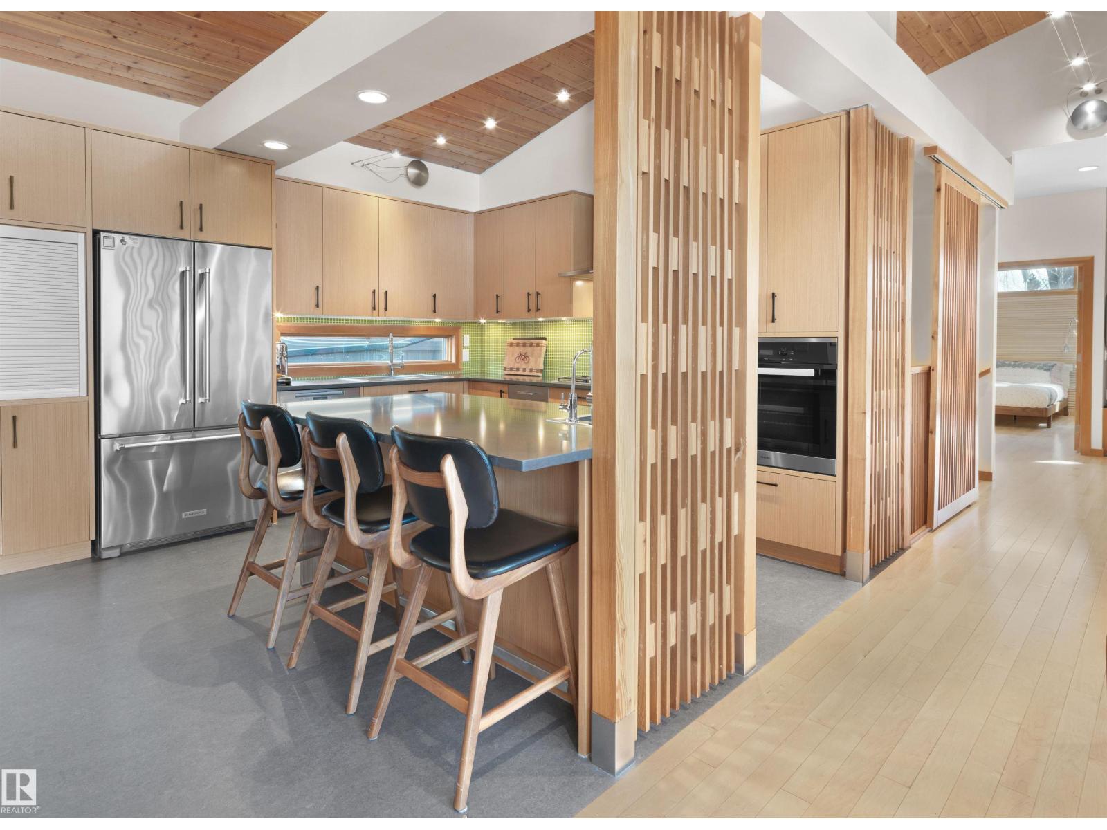 10506 137 ST NW, Edmonton