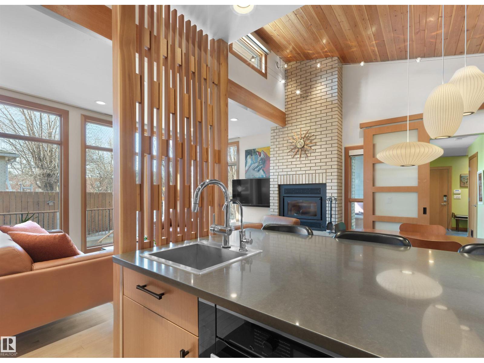 10506 137 ST NW, Edmonton