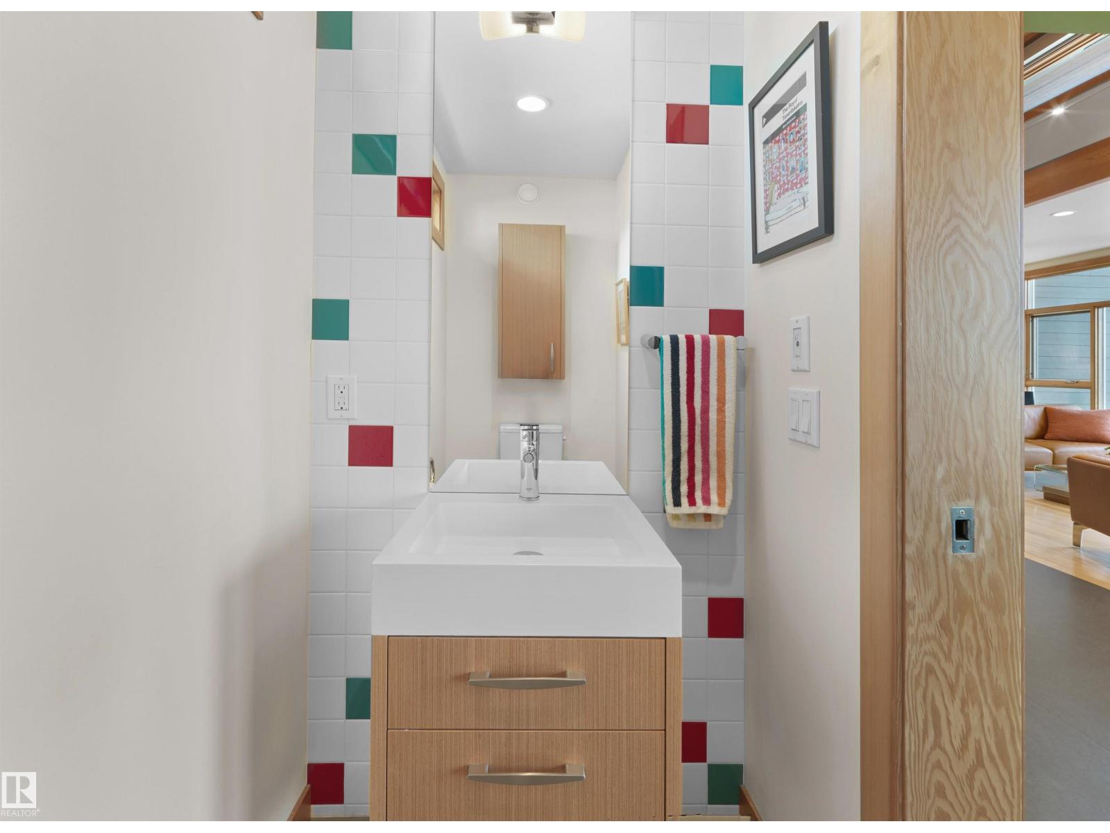 10506 137 ST NW, Edmonton