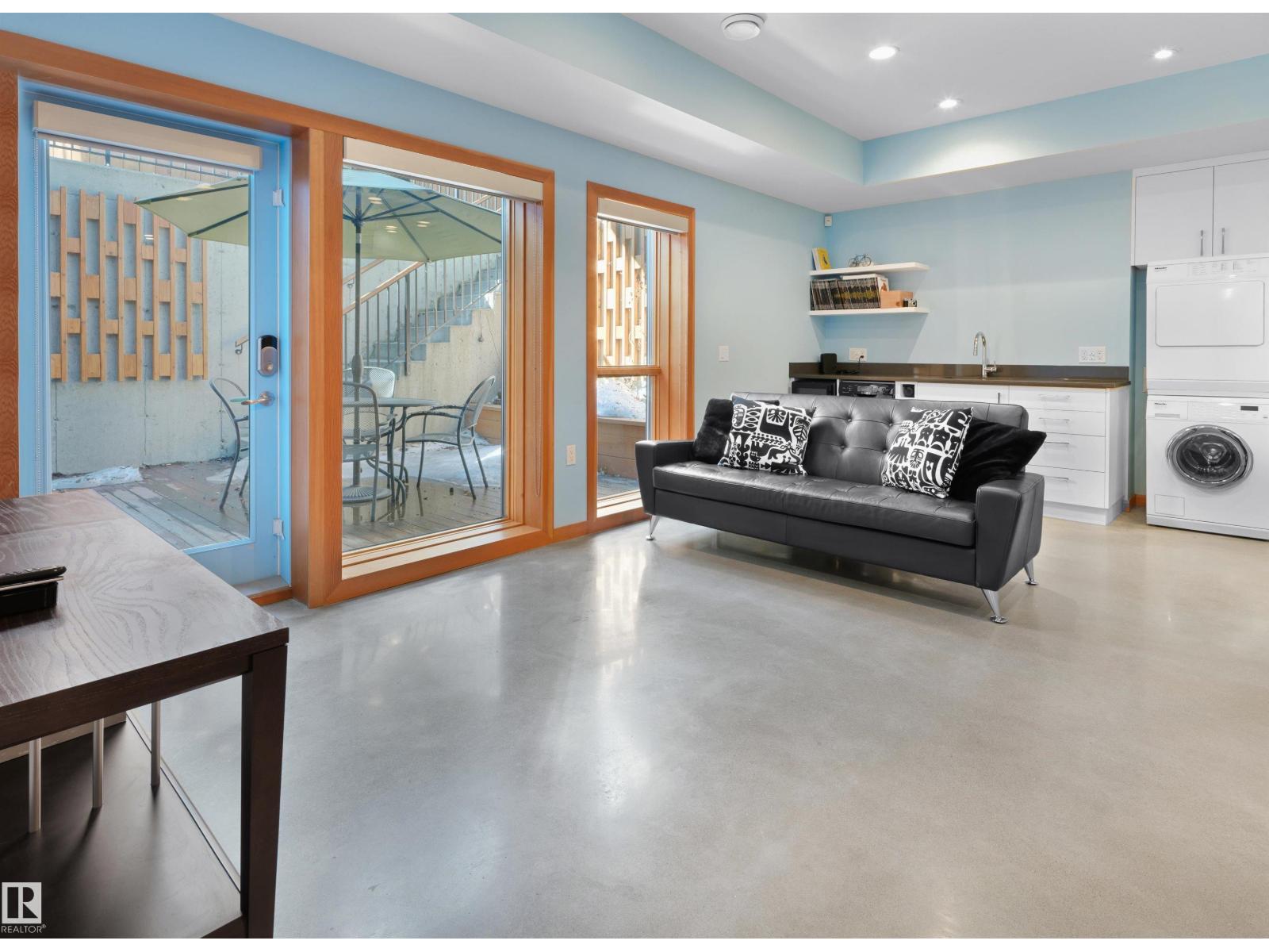 10506 137 ST NW, Edmonton