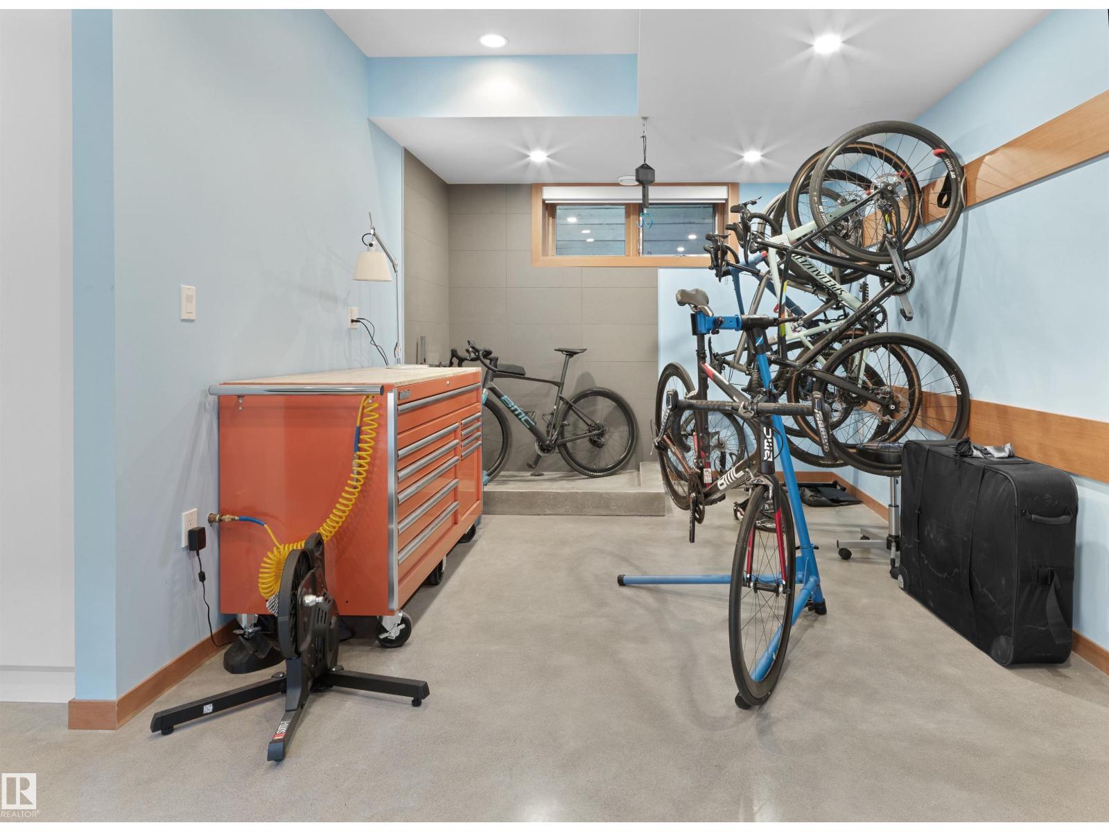 10506 137 ST NW, Edmonton