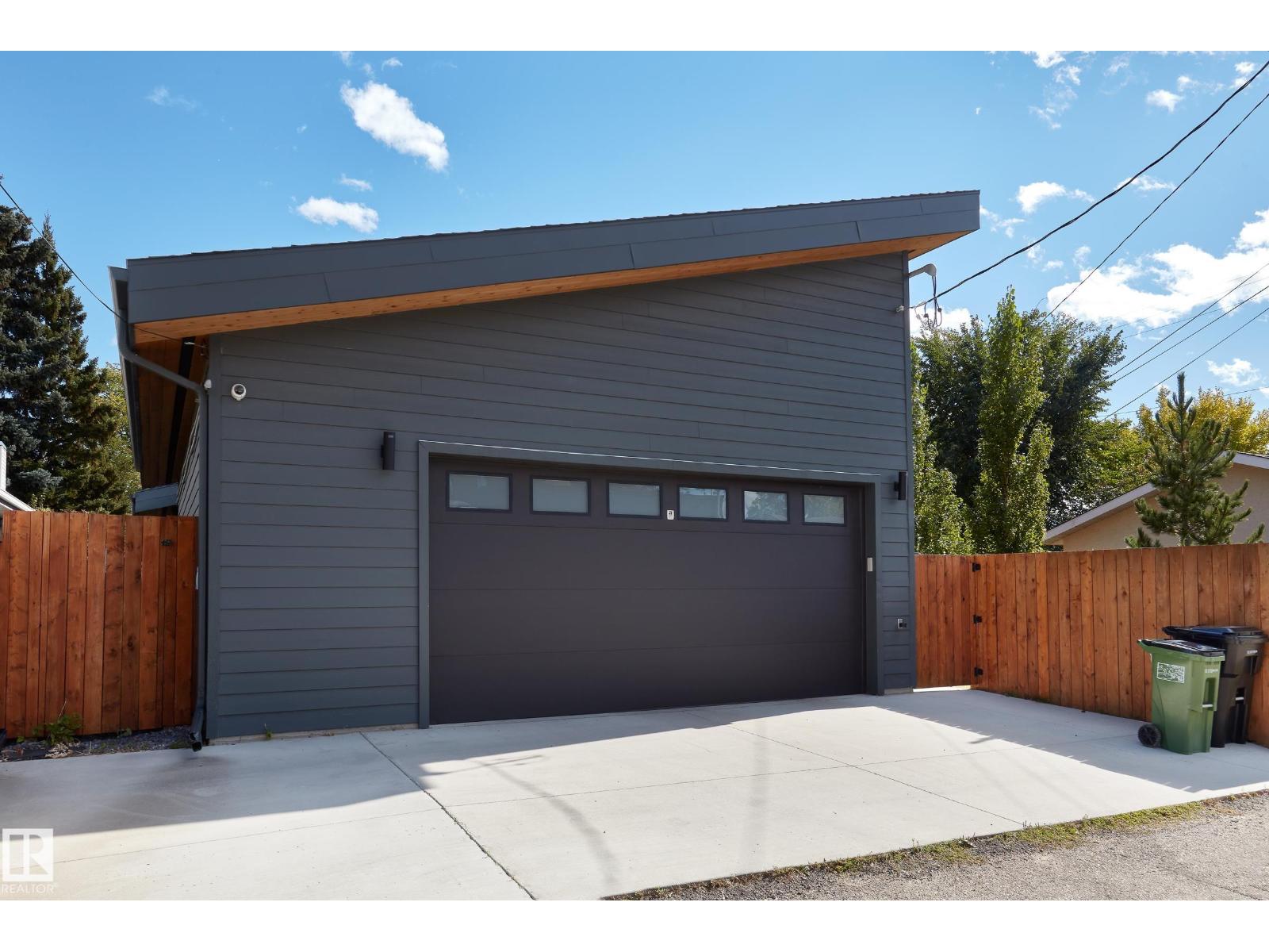 10506 137 ST NW, Edmonton