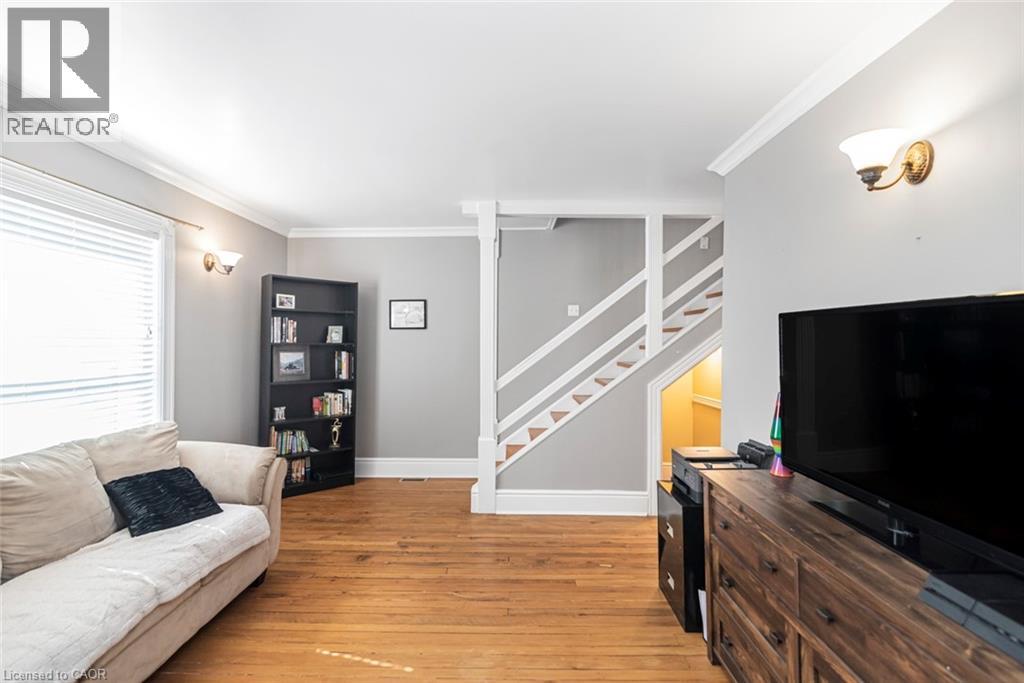 120 CAITHNESS Street E - 33