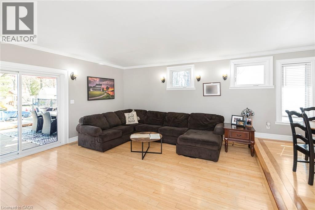 120 CAITHNESS Street E - 10
