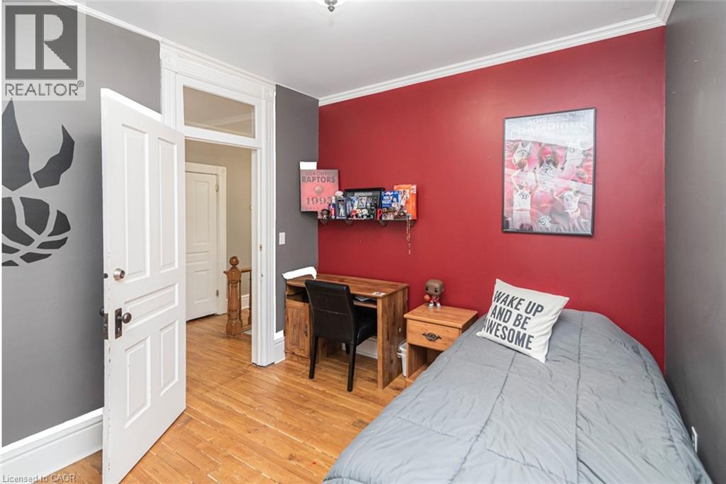 120 CAITHNESS Street E - 25