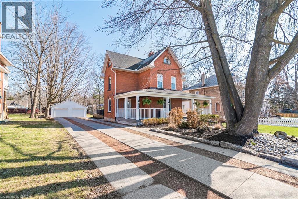 120 CAITHNESS Street E - 2
