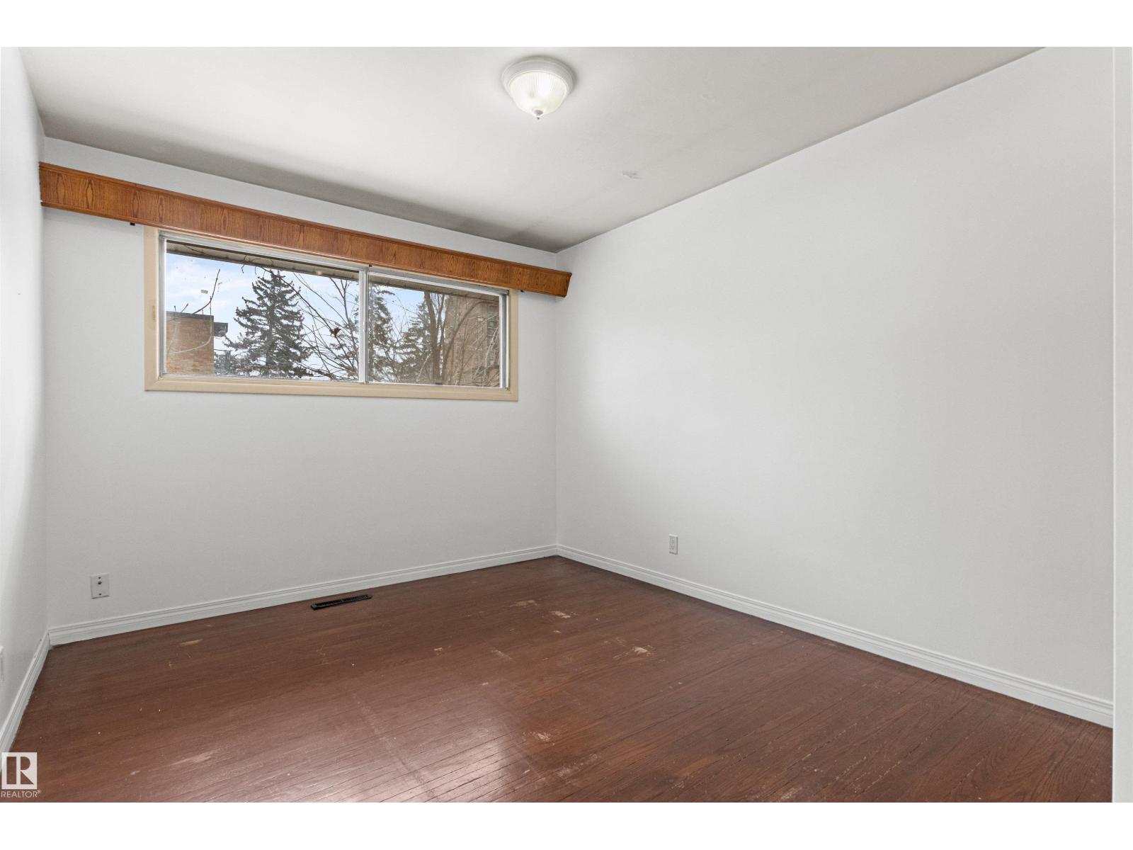 8608 156 ST NW, Edmonton