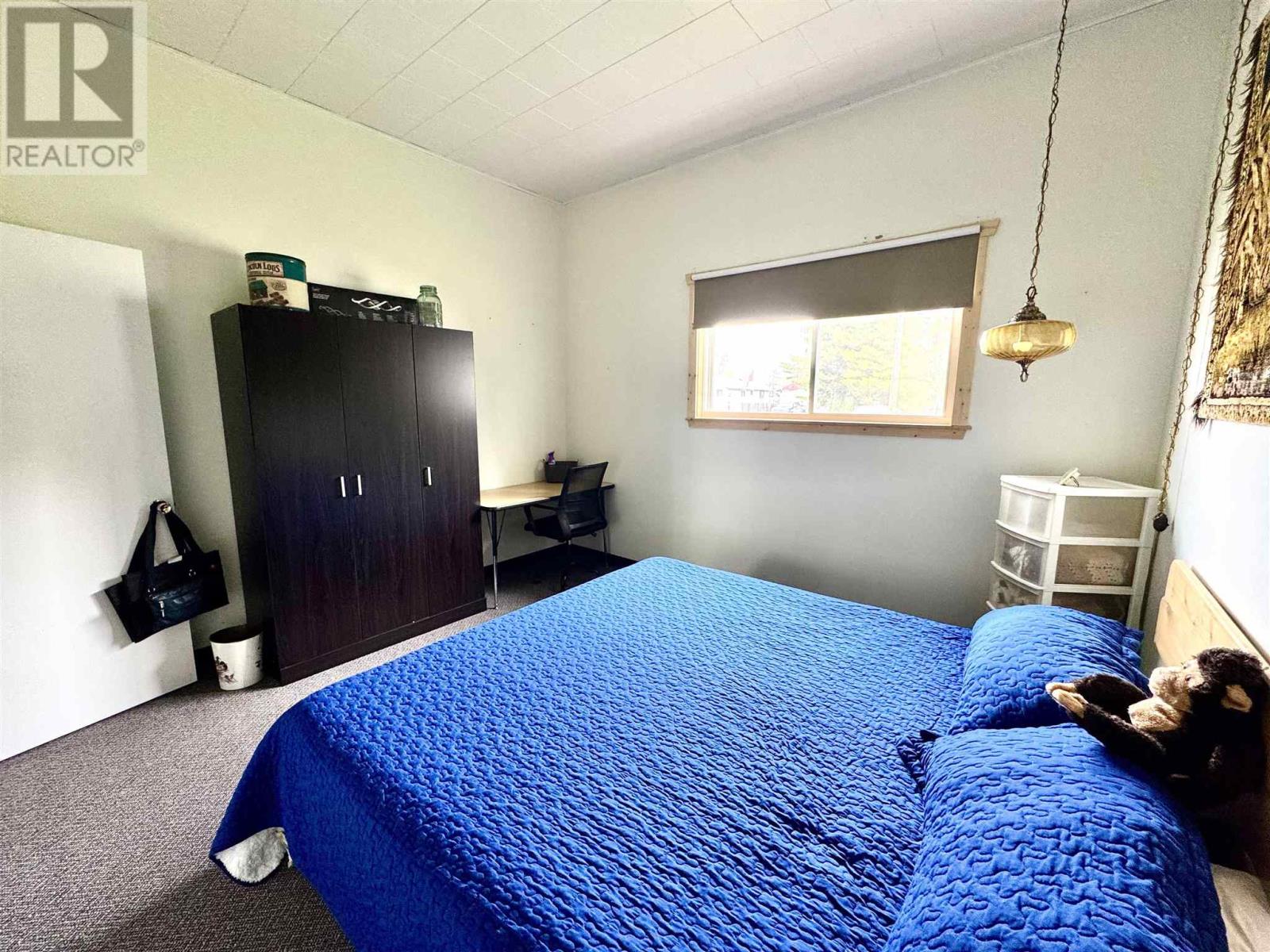 323 HARDY AVE - 13