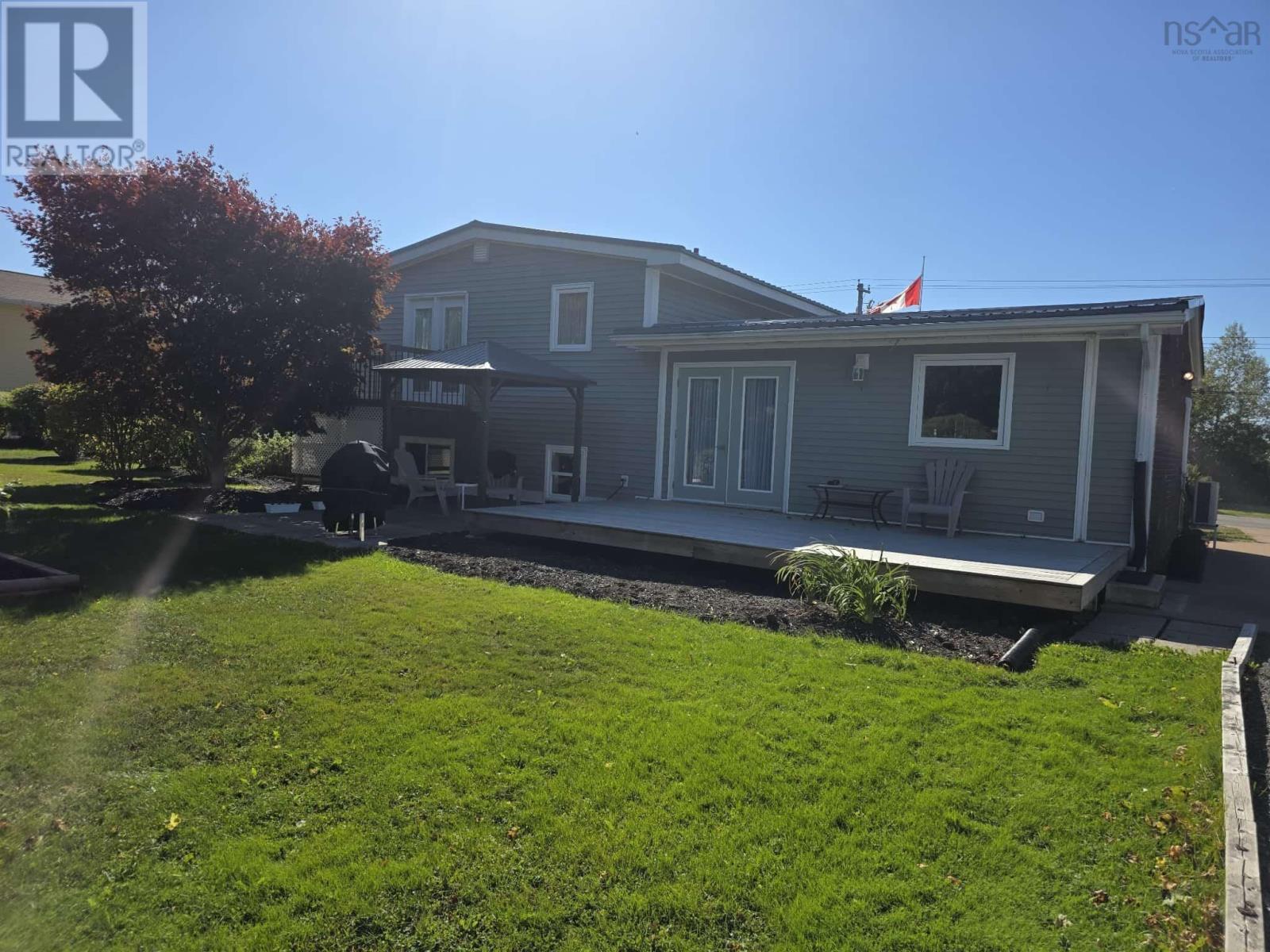 Property 5 of 30 of 212 Patterson Street