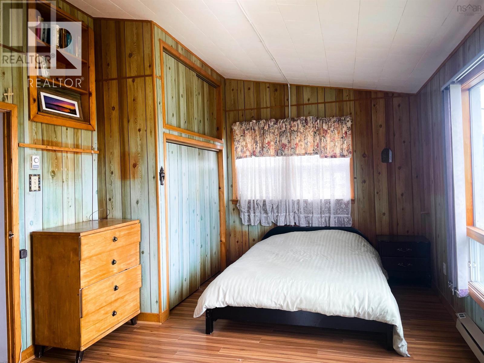 Property 30 of 36 of 11 Harbourview Drive