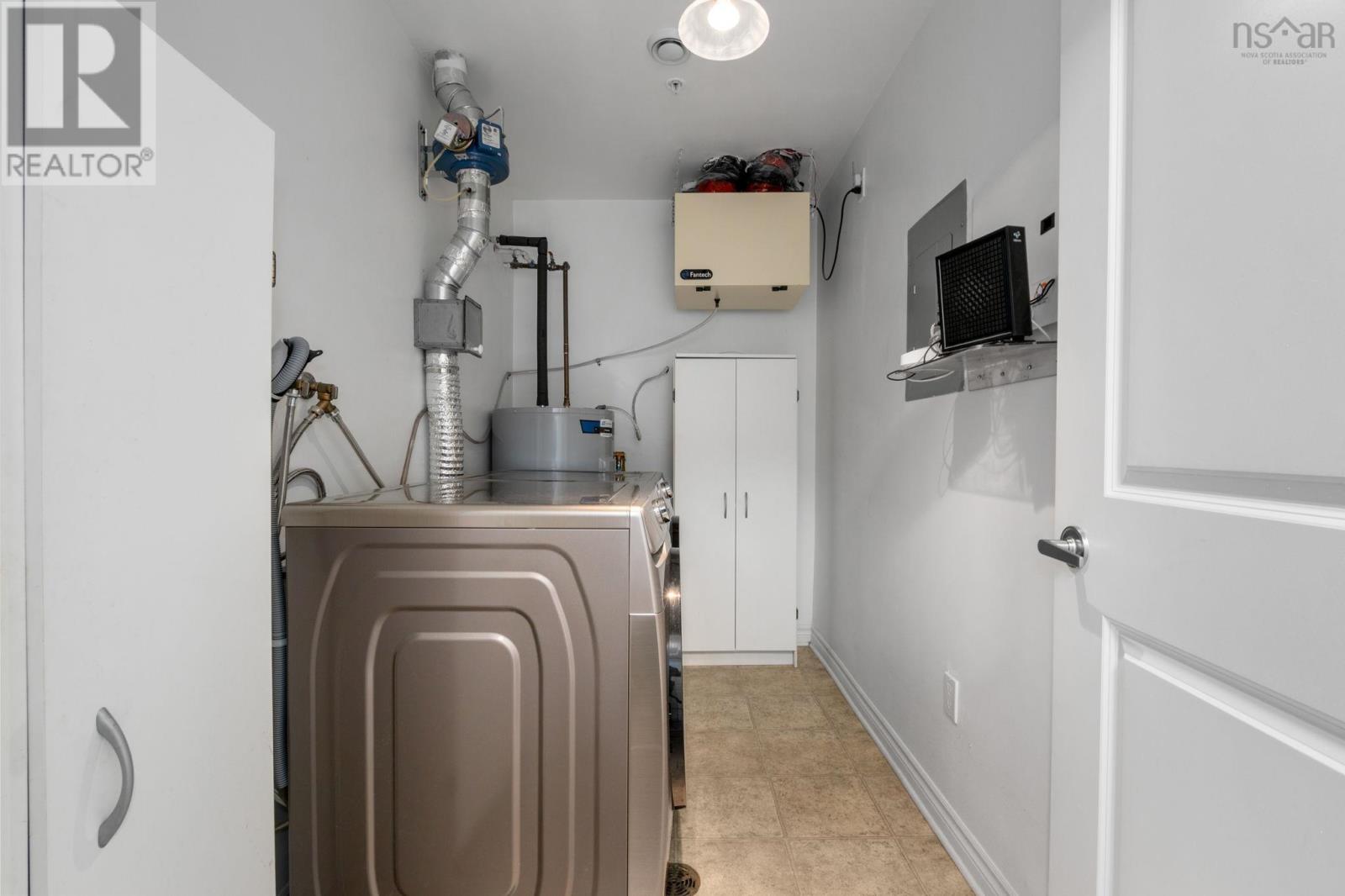 Property 34 of 47 of 306 77 Russell Lake