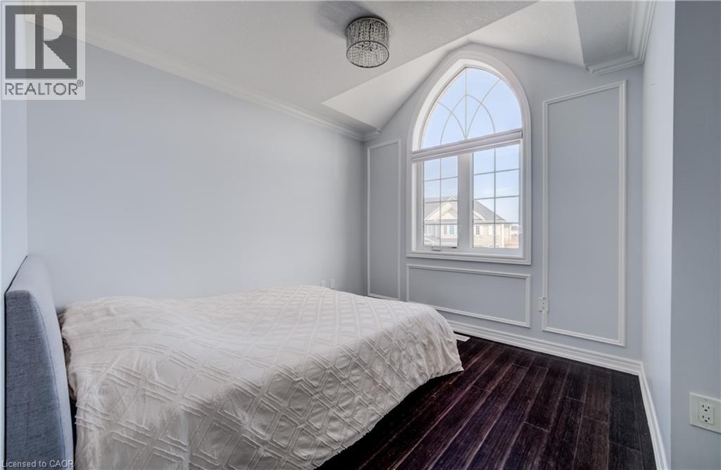 524 LINDEN DRIVE - 32