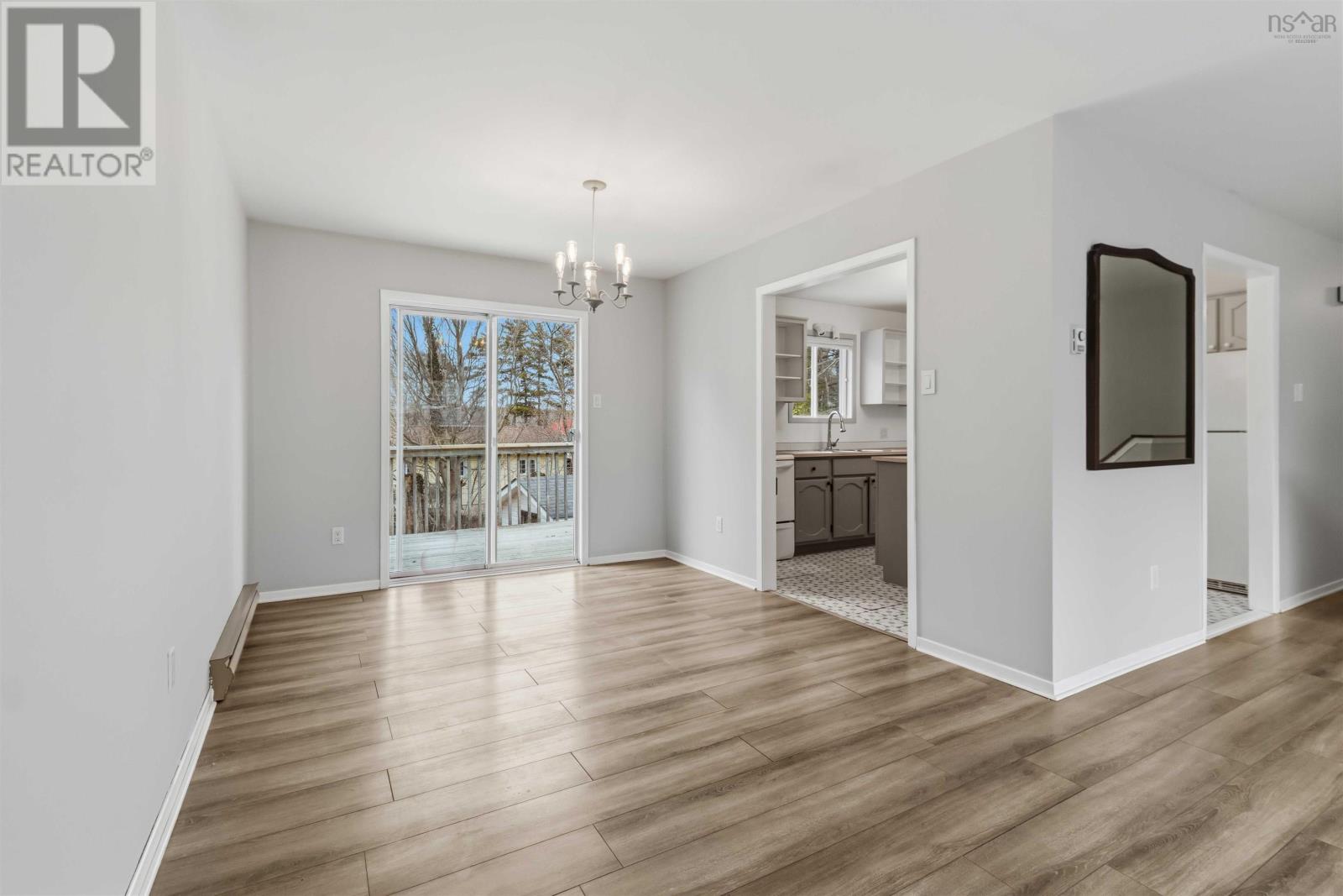 Property 11 of 34 of 21 Albert Street