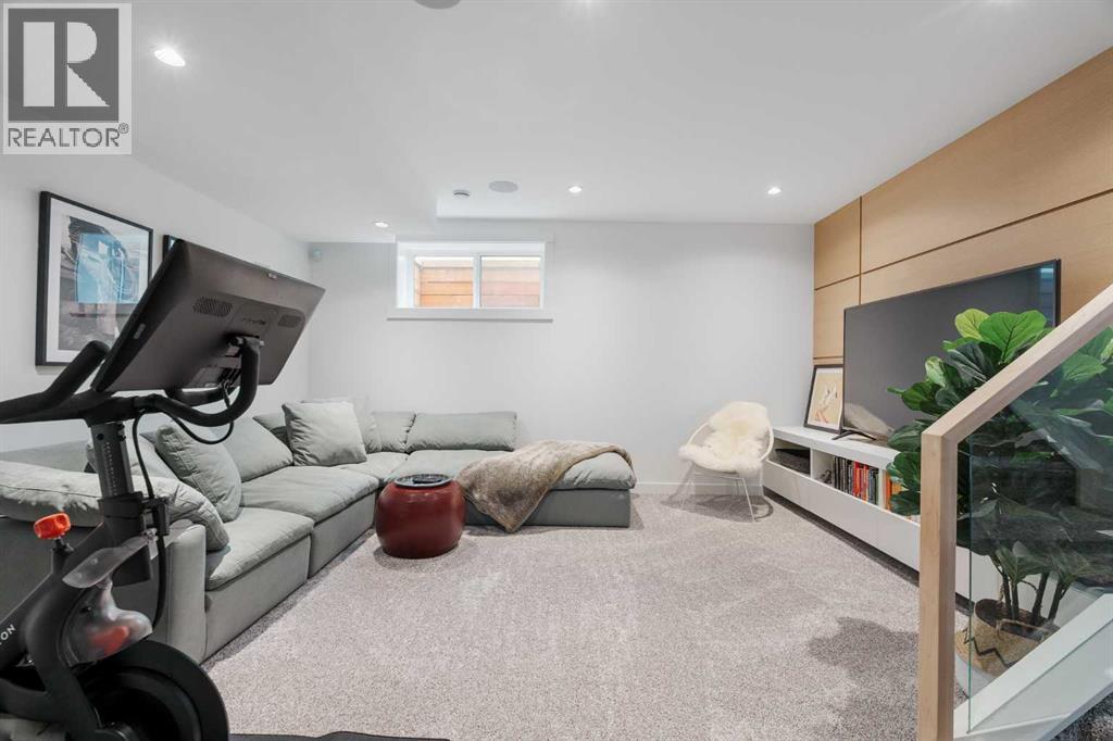 
          2112 52 Avenue Southwest
            <br/>
            <span>Calgary</span>
            , 
            <span>AB</span>
             <span>T3E1K3</span>
         - Photo 38