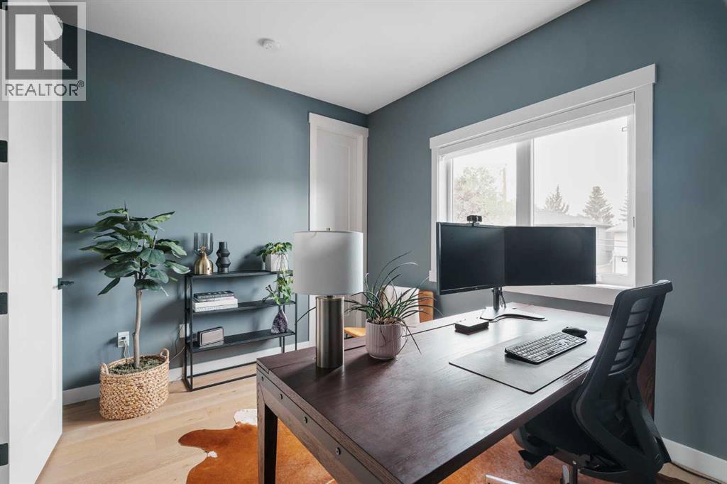 
          2112 52 Avenue Southwest
            <br/>
            <span>Calgary</span>
            , 
            <span>AB</span>
             <span>T3E1K3</span>
         - Photo 33