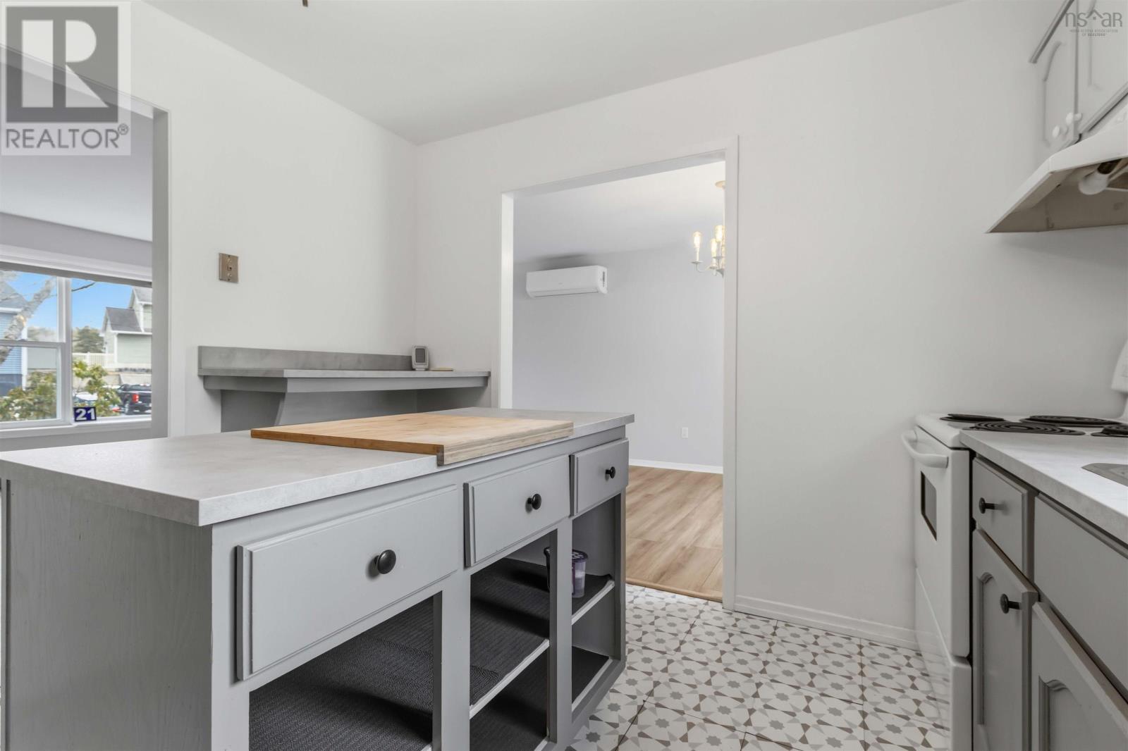 Property 23 of 34 of 21 Albert Street