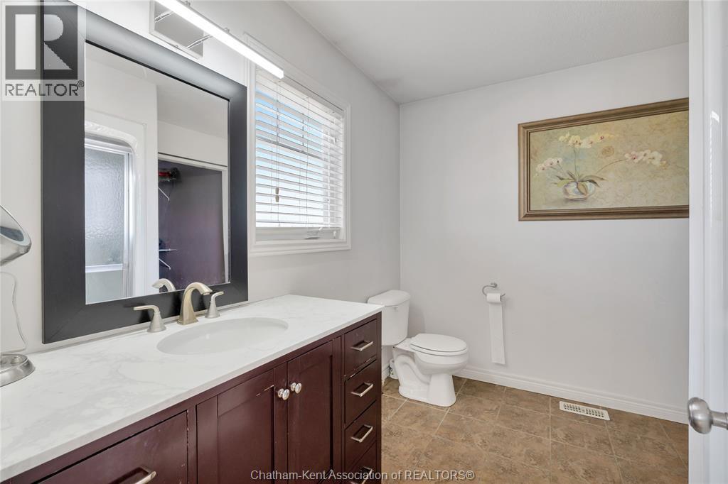 208 HUDSON DRIVE - 13
