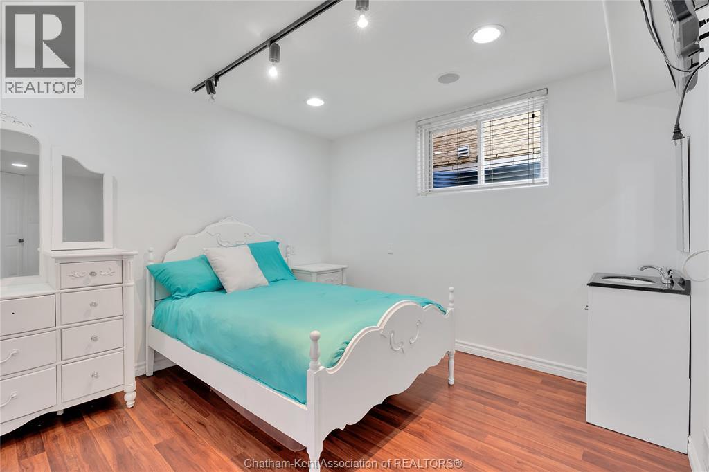 208 HUDSON DRIVE - 27