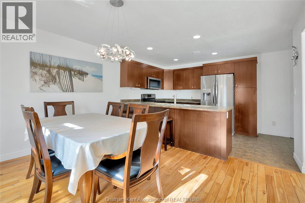 208 HUDSON DRIVE - 7