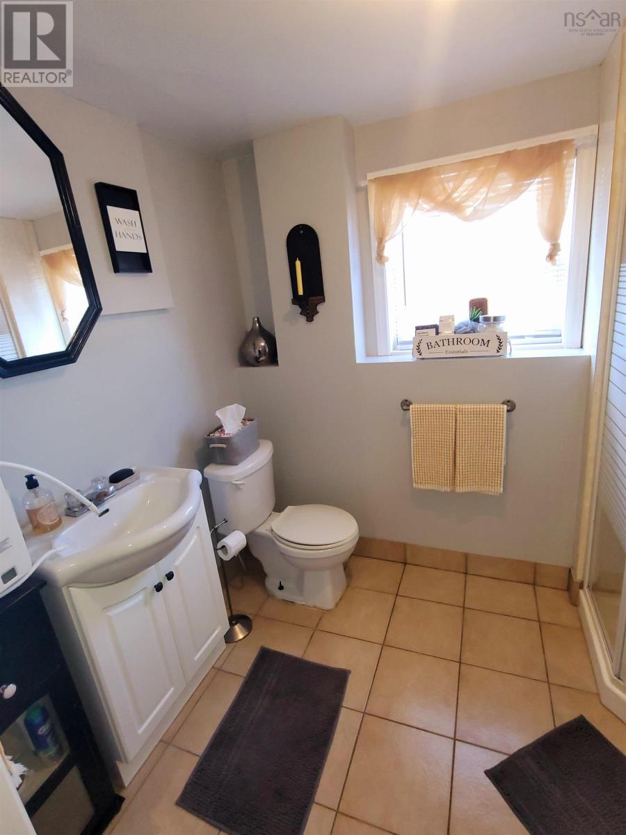 Property 21 of 26 of 19 Highland Street