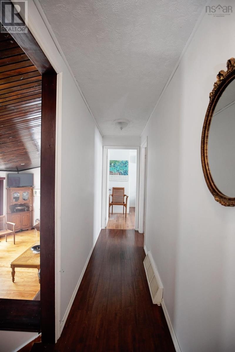 Property 20 of 41 of 255 Victoria Street E